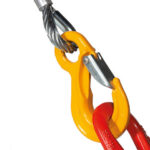 Eye sling hook with latch - 13014 | LIFTEUROP